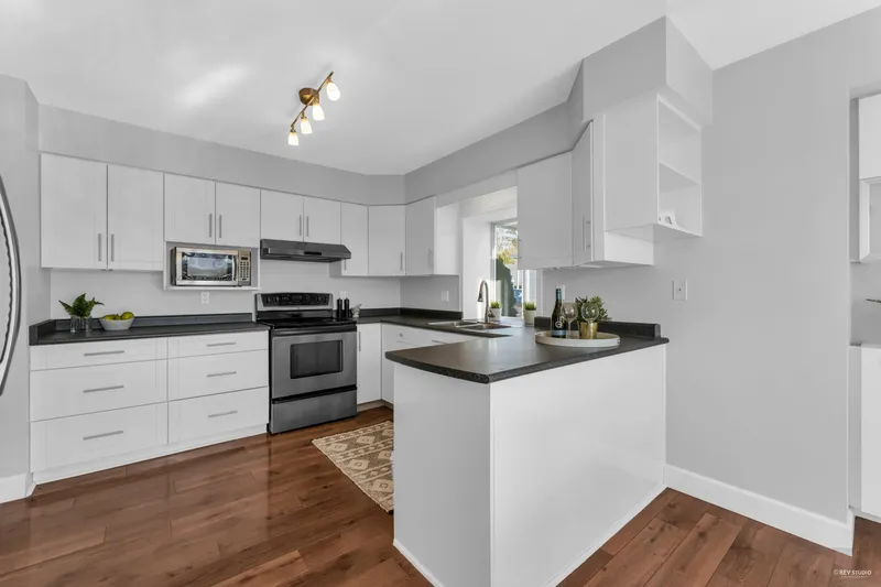 34860 GLENEAGLES PLACE - photo 4 of 14