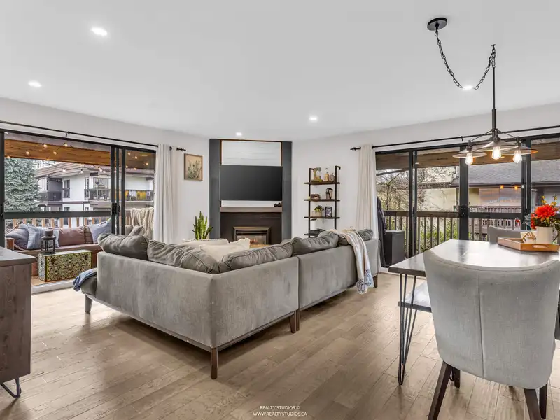 303 708 EIGHTH AVENUE - photo 1 of 28