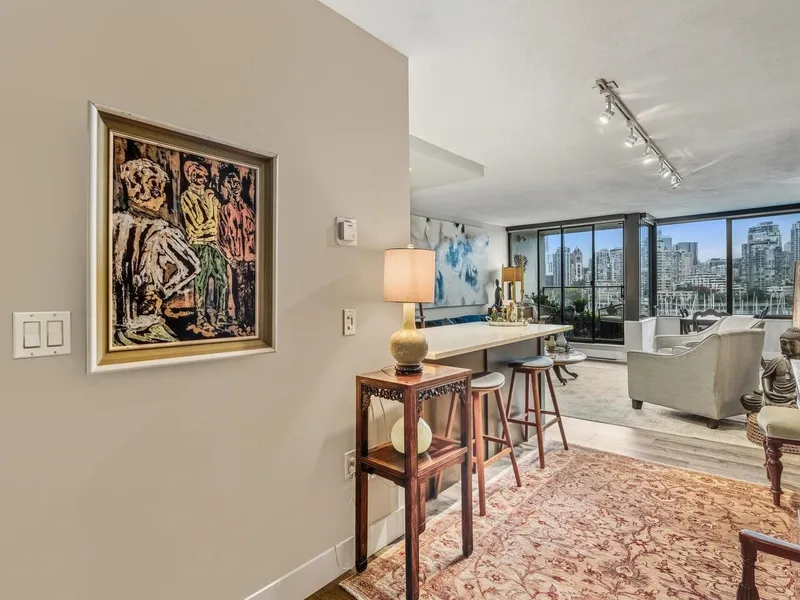 521 666 LEG IN BOOT SQUARE - photo 2 of 25