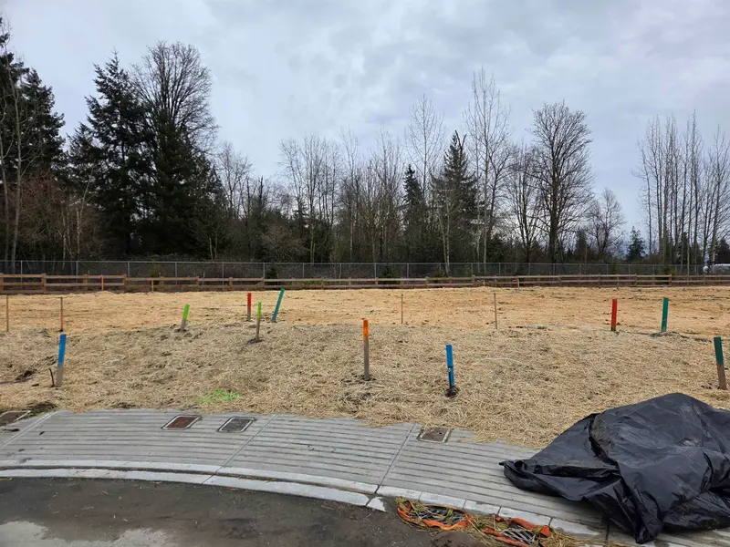 2540 CROSSING COURT - photo 2 of 5