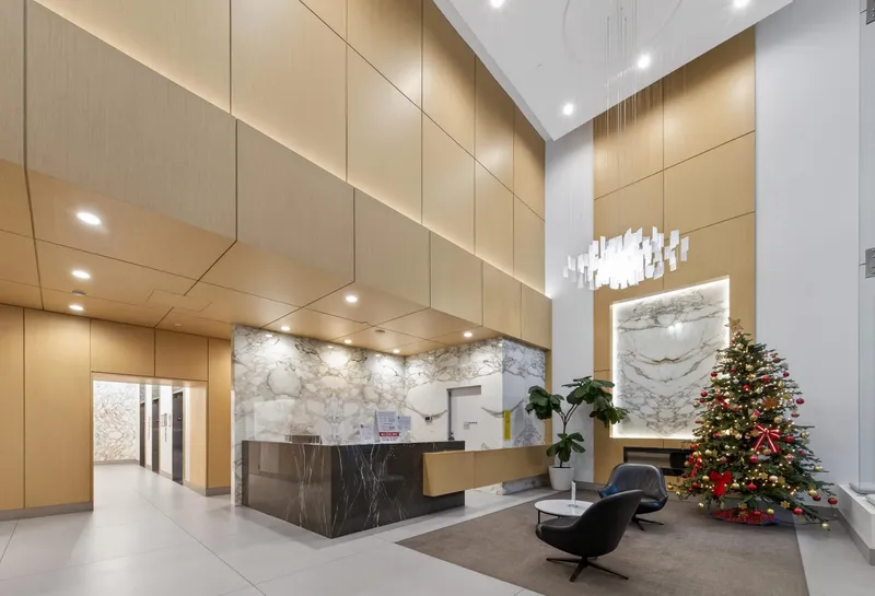 3402 6080 MCKAY AVENUE - photo 2 of 25