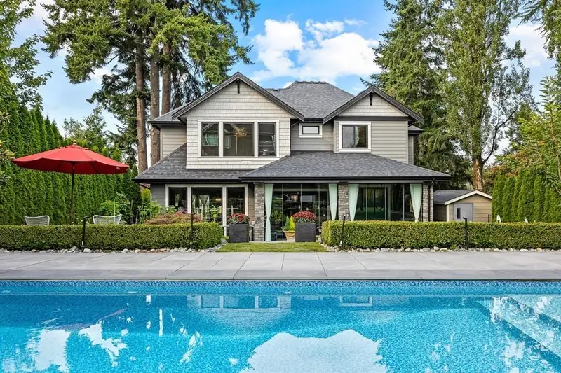 16428 28 AVENUE - photo 1 of 25