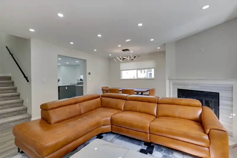 22 5740 GARRISON ROAD - photo 3 of 23