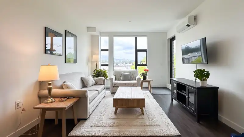 501 2446 SHAUGHNESSY STREET - photo 3 of 15