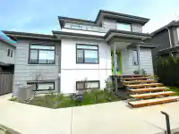 1633 SE MARINE DRIVE - thumbnail 1