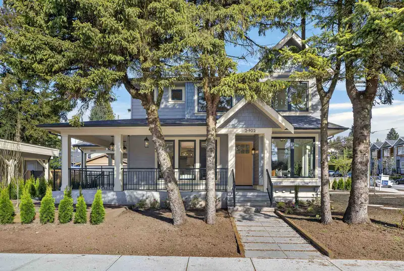 2 902 FIRST STREET - photo 1 of 40