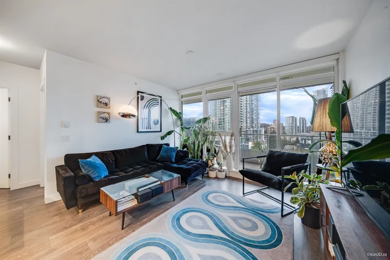 1204 525 FOSTER AVENUE - photo 4 of 23