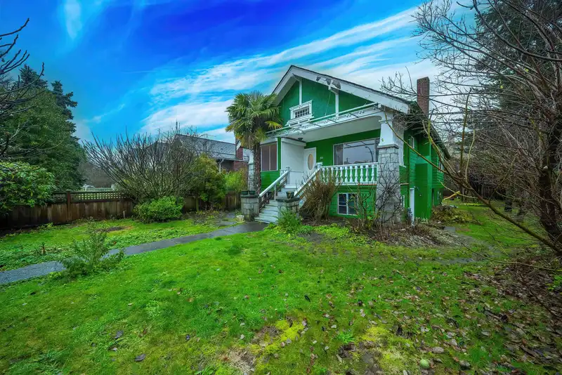 3045 W 5TH AVENUE - photo 2 of 14