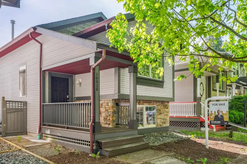 10086 243 STREET - photo 3 of 40