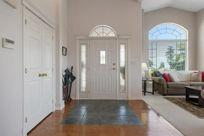 36020 SPYGLASS COURT - photo 4 of 40