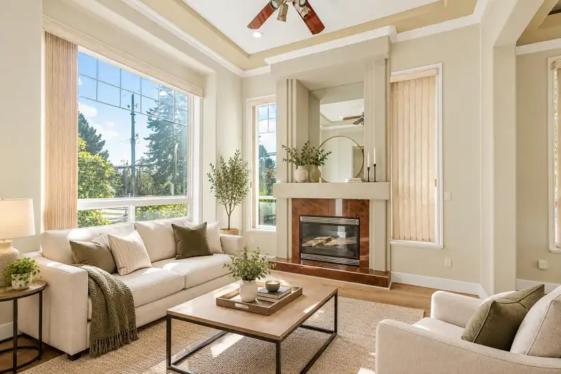 14405 89A AVENUE - photo 2 of 40