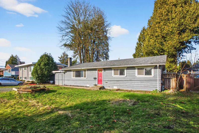 20409 122 AVENUE - photo 3 of 25