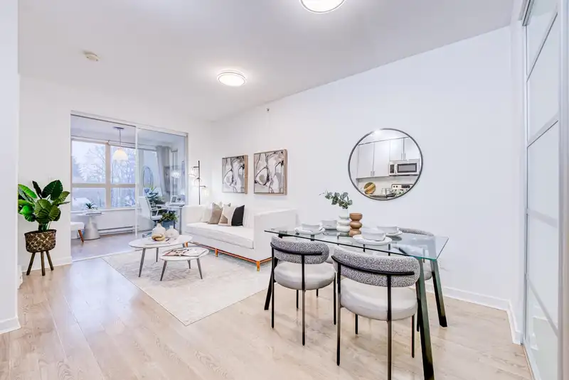 308 3688 INVERNESS STREET - photo 1 of 12