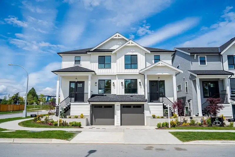 101 16613 18A AVENUE - photo 1 of 40