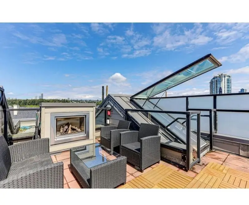 5 230 SALTER STREET - photo 1 of 25