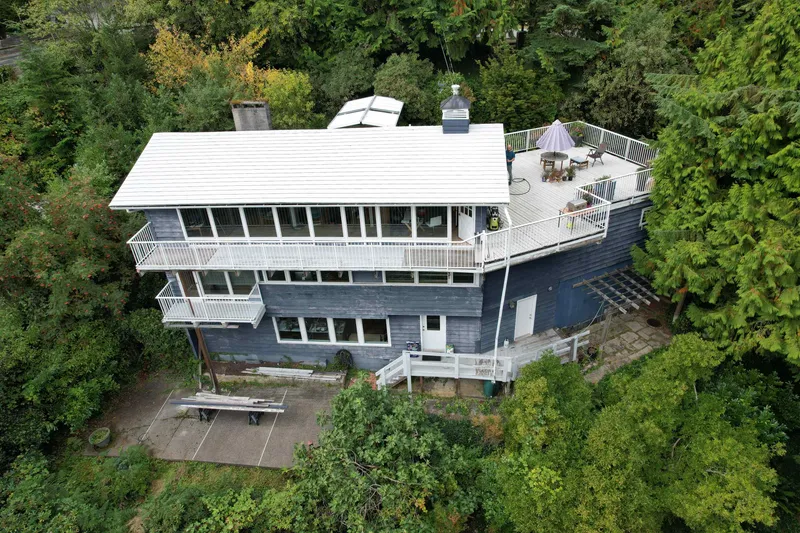 510 ST. ANDREWS ROAD - photo 1 of 24