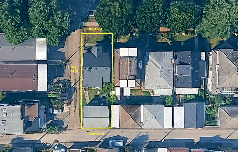 3006 E 25TH AVENUE - photo 3 of 16