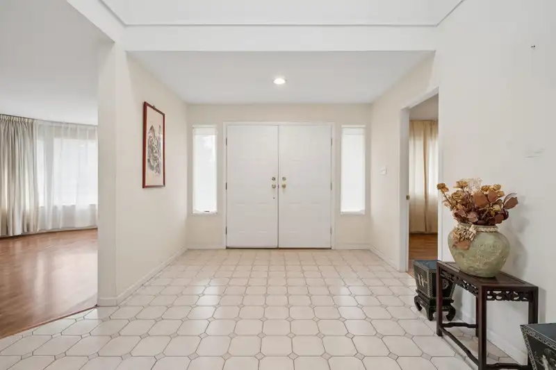 8511 ASH STREET - photo 3 of 40