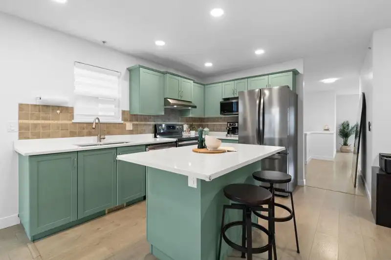 401 3000 RIVERBEND DRIVE - photo 4 of 24