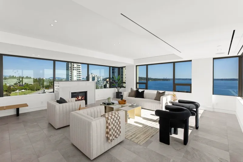 12 2250 BELLEVUE AVENUE - photo 3 of 25