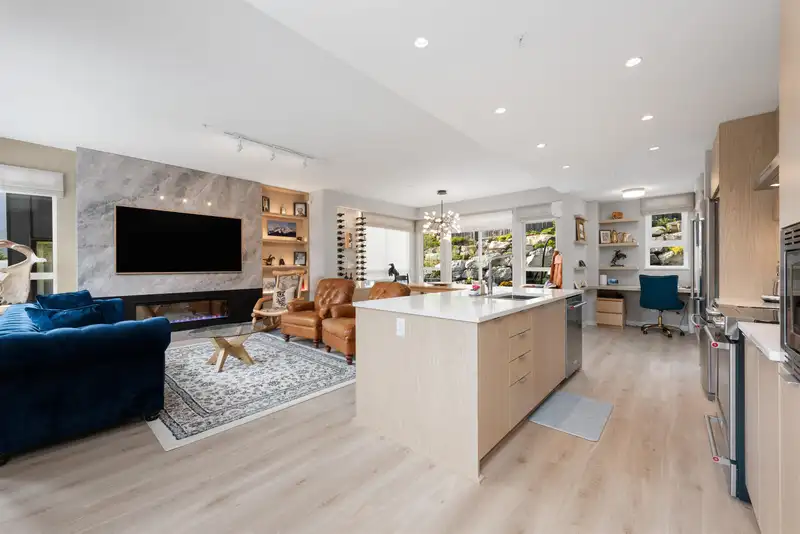 41204 HIGHLINE PLACE - photo 2 of 40