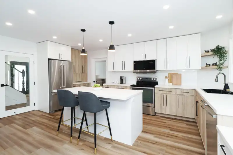12221 CYPRESS COURT - photo 1 of 40