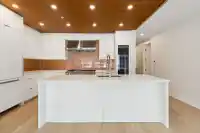 503 6707 NELSON AVENUE - thumbnail 5
