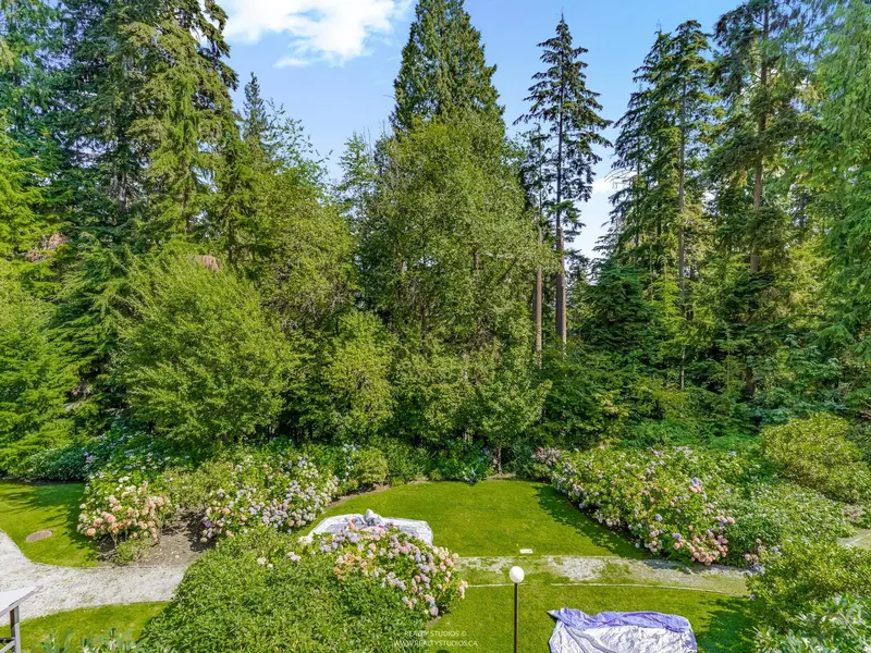 305 1500 OSTLER COURT - photo 2 of 25