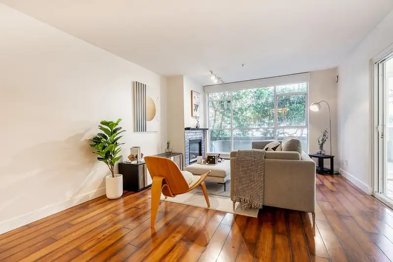 104 2268 W 12TH AVENUE - photo 2 of 31