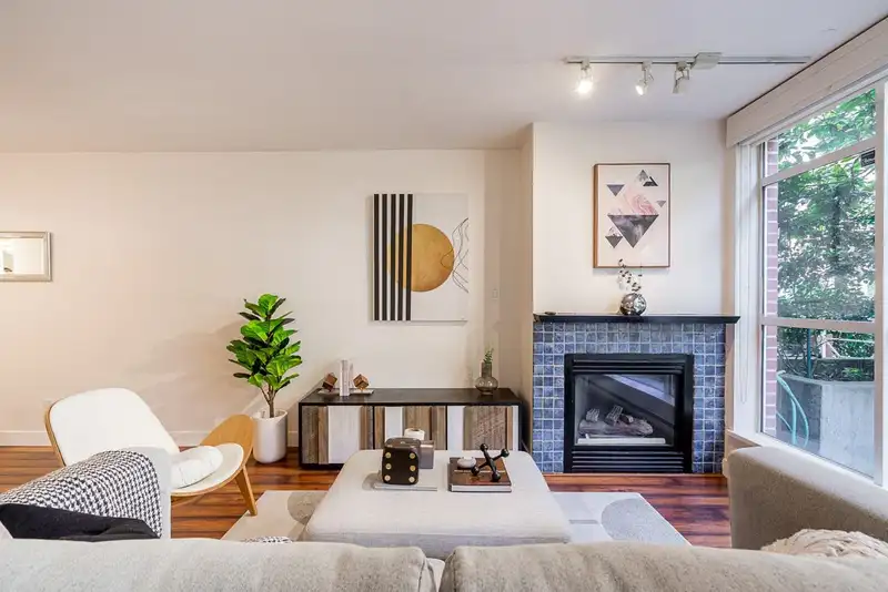 104 2268 W 12TH AVENUE - photo 4 of 31
