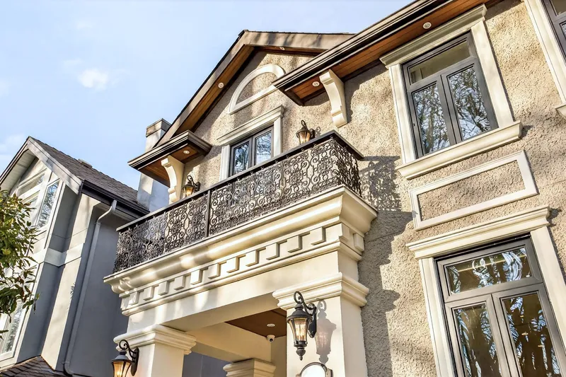 3715 W 22ND AVENUE - photo 2 of 25