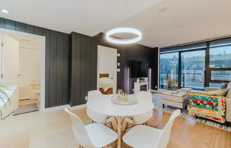 708 301 CAPILANO ROAD - photo 3 of 17