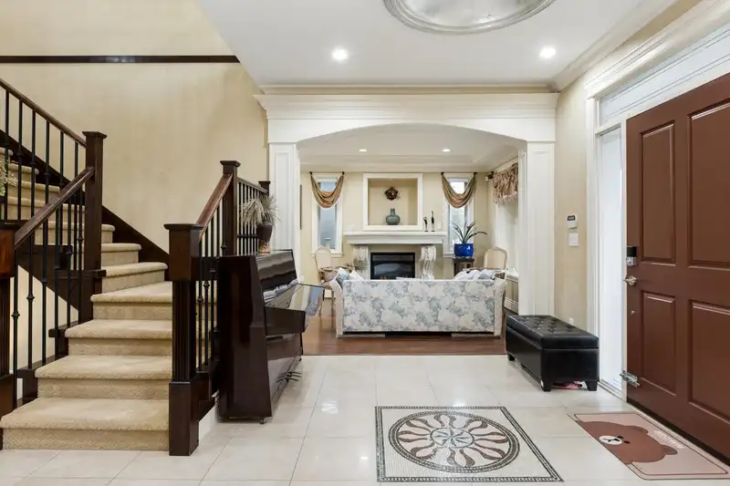 418 E 13TH STREET - photo 2 of 40