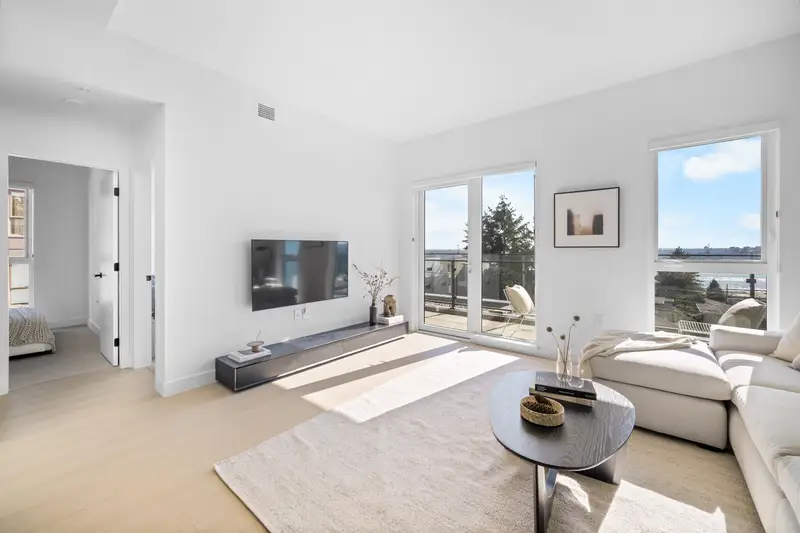 509 422 E 3RD STREET - photo 4 of 25