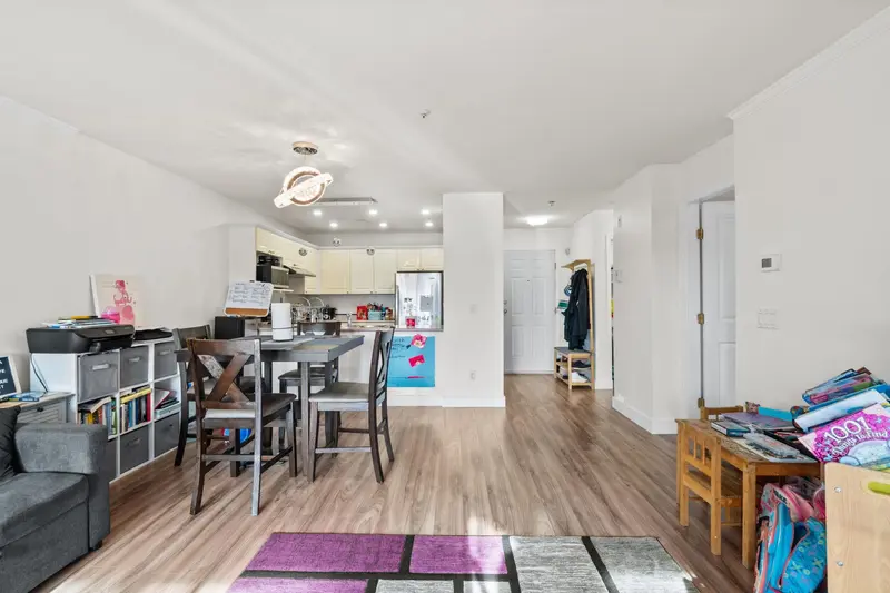 114 7435 121A STREET - photo 3 of 25