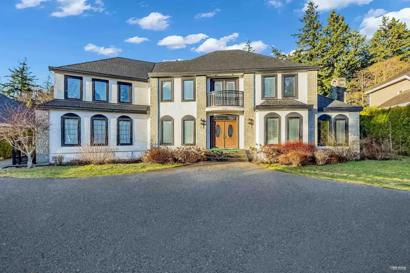 13371 21A AVENUE - photo 3 of 25