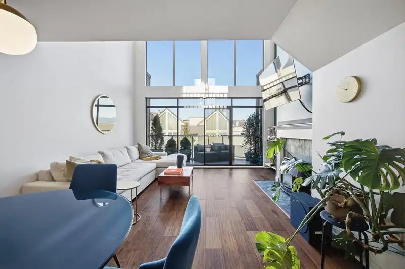406 48 RICHMOND STREET - photo 4 of 40