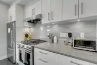 102 806 GAUTHIER AVENUE - thumbnail 8