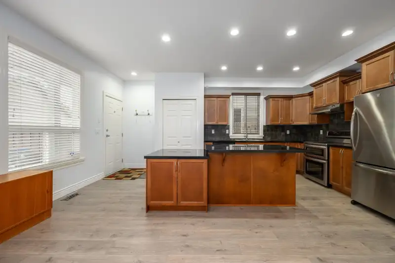 19441 66 AVENUE - photo 3 of 39
