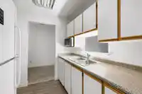 114 918 RODERICK AVENUE - thumbnail 10
