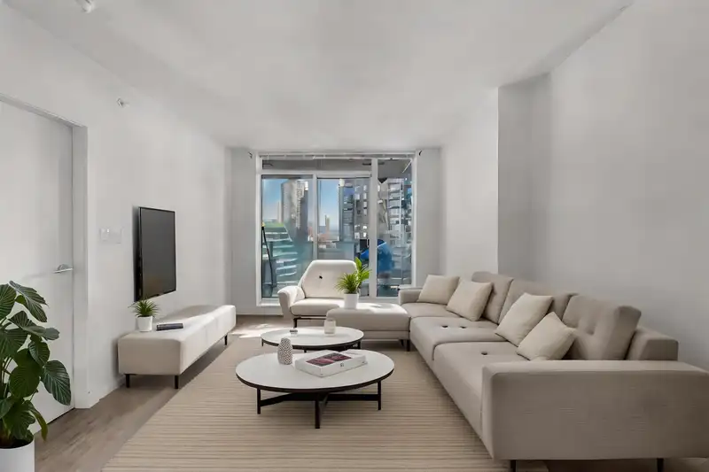 1105 13655 FRASER HIGHWAY - photo 1 of 25