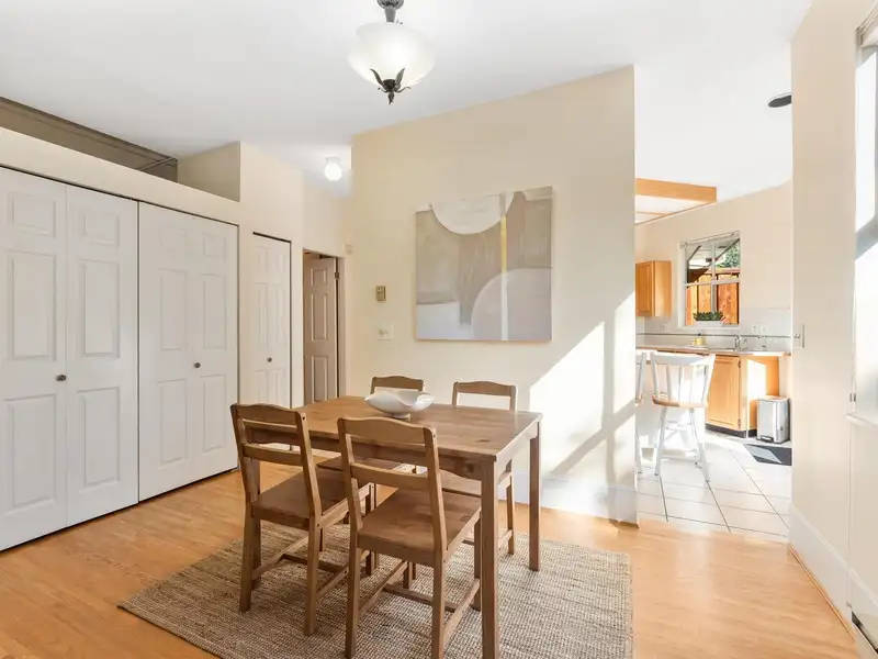11 5400 PATTERSON AVENUE - photo 3 of 21