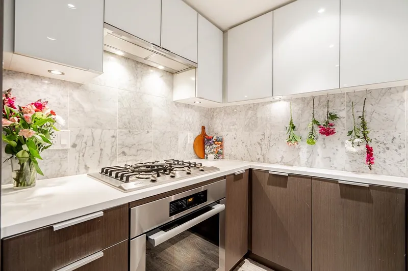 1106 110 SWITCHMEN STREET - photo 4 of 25