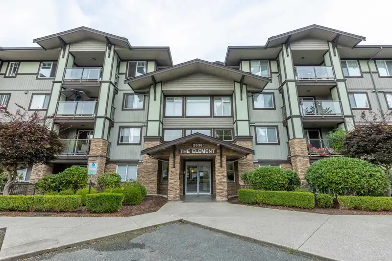 410 2038 SANDALWOOD CRESCENT - photo 1 of 37