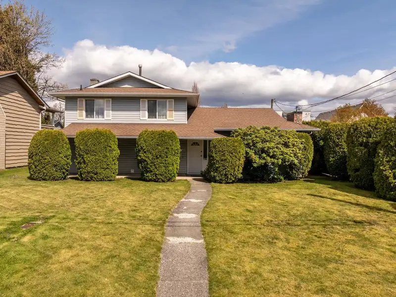 1615 CORNELL AVENUE - photo 1 of 40
