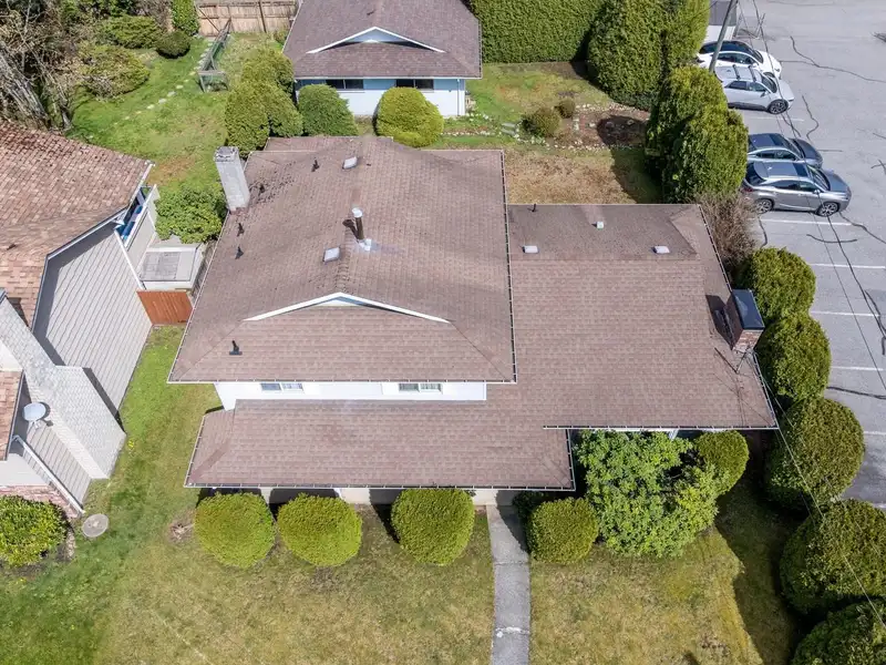 1615 CORNELL AVENUE - photo 4 of 40