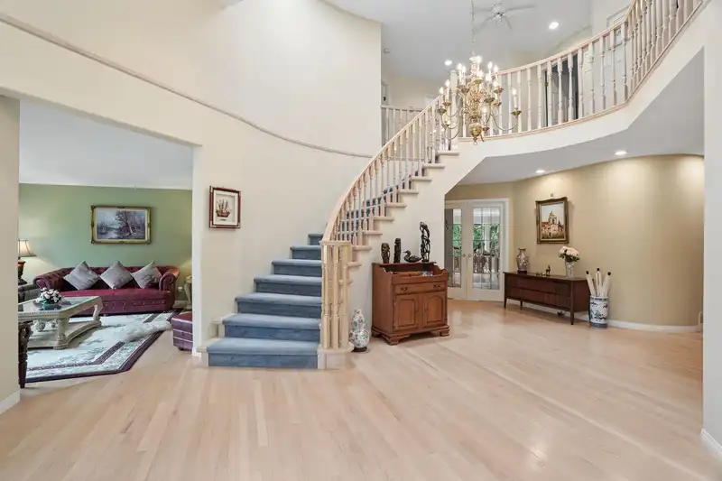 4800 ENGLISH BLUFF COURT - photo 3 of 22