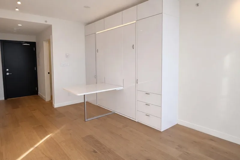 2105 13438 CENTRAL AVENUE - photo 4 of 21