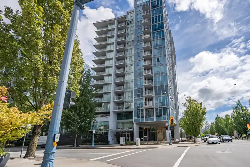 1606 7371 WESTMINSTER HIGHWAY - photo 2 of 40
