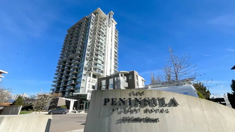 1601 210 SALTER STREET - photo 1 of 25